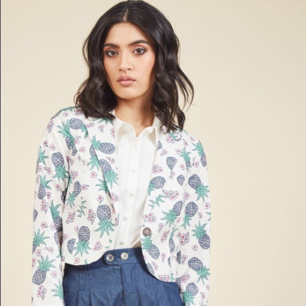 NWT Lasting Impression Cropped Blazer